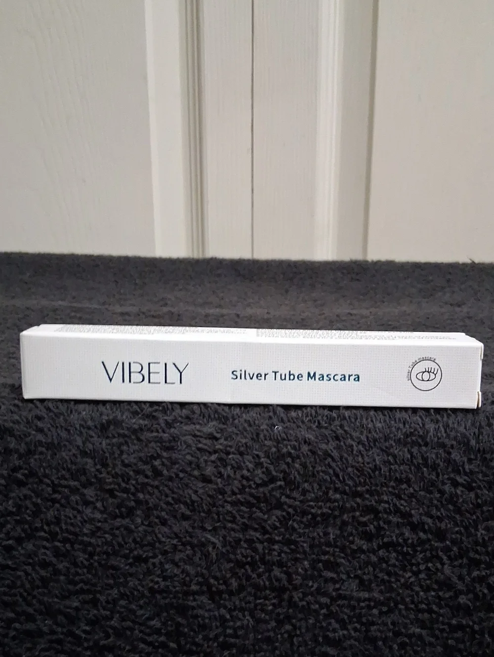 Vibely Silver Tube Mascara - 5x Longer Waterproof - 2 in 1 - 4D Silk